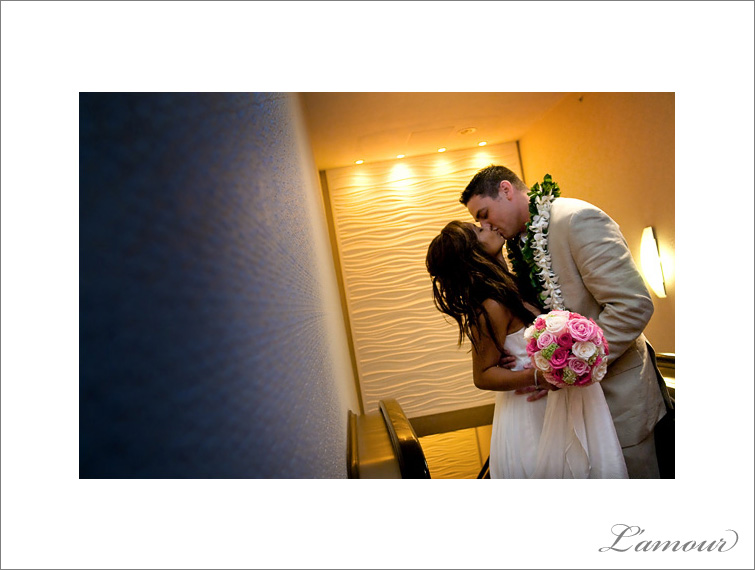 Oahu Wedding Photographers L'amour based in Hawaii and available worldwide