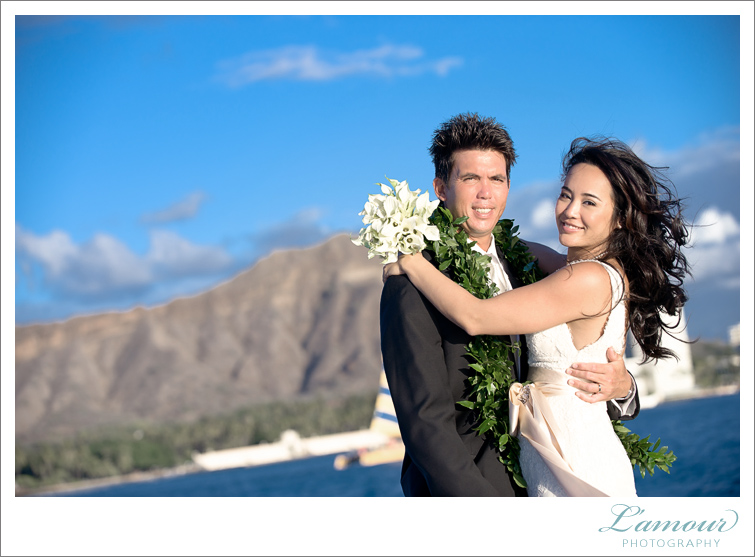 Waikiki Wedding Photography by Lamour on Oahu
