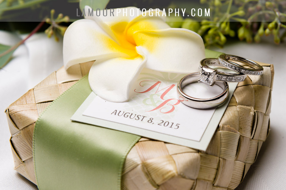 Wedding rings at destination wedding in Hawaii by L'Amour on Oahu