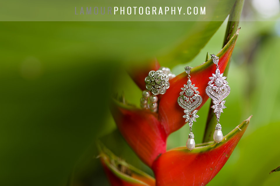 tropical flowers and diamond jewelry for wedding in Hawaii