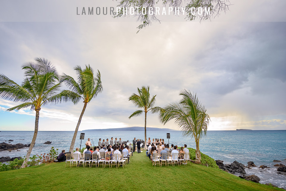 hawaii beach wedding ceremony in maui or oahu