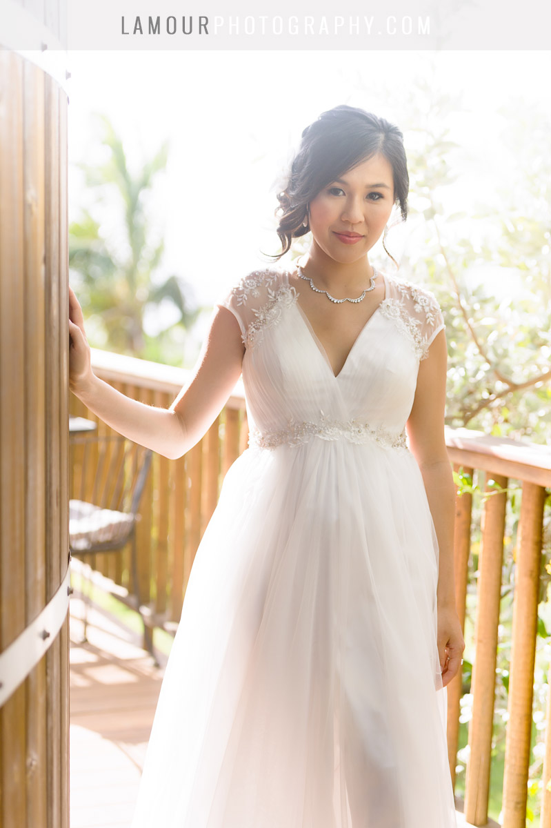 v-neck wedding gown for destination wedding in hawaii