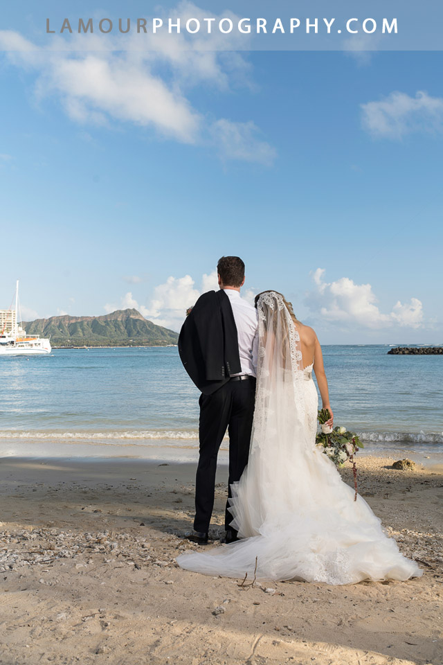 Hilton Hawaiian Village wedding photos with Diamond Head in the backgroun